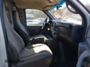 ✅ 2015 GMC Savana • VIN: 1GTW7GCG7F1112742 • Lot: 41430135. Listed on IAAI with 171,696 mi. Free auction sales archive from the USA and detailed vehicle history report at DreamBid. Image 5.