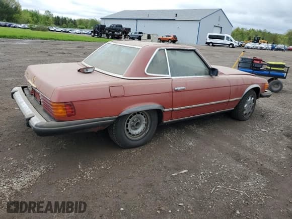 ✅ 1978 Mercedes-Benz SL • VIN: 10704412046172 • Lot: 55160125. Listed on Copart with 53,346 mi. Free auction sales archive from the USA and detailed vehicle history report at DreamBid. Image 3.