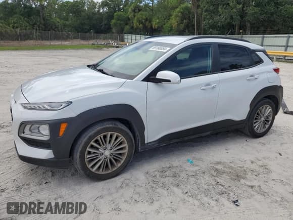 ✅ 2020 Hyundai Kona SEL • VIN: KM8K22AA0LU523534 • Лот: 69180084. Опубликован ранее на Copart с пробегом 35 184 миль. Бесплатный доступ к архиву аукционных продаж из США и подробный отчёт об истории автомобиля на DreamBid. Изображение 1.