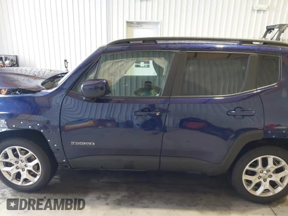 ✅ 2017 Jeep Renegade Latitude • VIN: ZACCJABB6HPE79271 • Лот: 40998196. Опубликован ранее на IAAI с пробегом 117 118 миль. Бесплатный доступ к архиву аукционных продаж из США и подробный отчёт об истории автомобиля на DreamBid. Изображение 15.