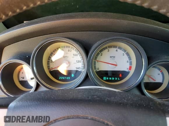 2010 Dodge Charger Rallye с VIN 2B3CA9CV4AH300094, выставлен на аукционе Copart как лот 80195364 с пробегом 220 739 миль миль и Списание • Salvage title. История ставок и продаж доступна на DreamBid. Изображение 9.