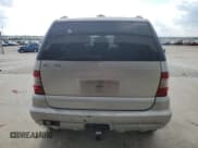 ✅ 2002 Mercedes-Benz M 320/430/500 • VIN: 4JGAB54EX2A307265 • Лот: 70041125. Опубликован ранее на Copart с пробегом 154 072 миль. Бесплатный доступ к архиву аукционных продаж из США и подробный отчёт об истории автомобиля на DreamBid. Изображение 6.