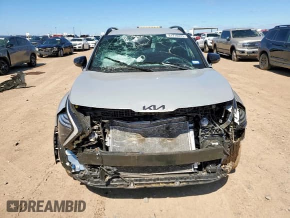 ✅ 2025 Kia Sportage X-Line • VIN: 5XYK6CDF9SG303668 • Lot: 81718225. Listed on Copart with 8,242 mi. Free auction sales archive from the USA and detailed vehicle history report at DreamBid. Image 5.