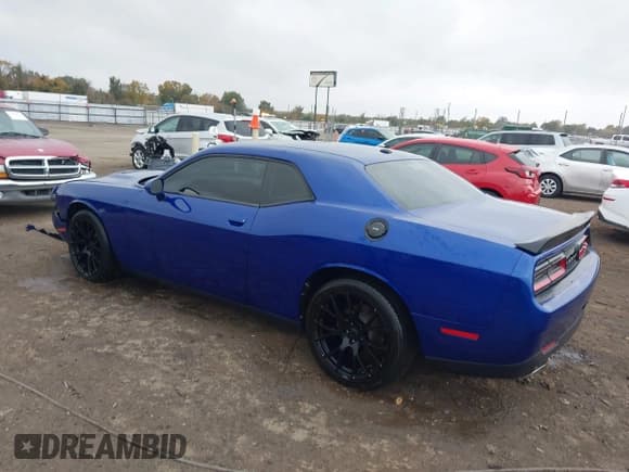 ✅ 2019 Dodge Challenger SXT • VIN: 2C3CDZAG5KH566837 • Lot: 43626225. Listed on IAAI with 110,173 mi. Free auction sales archive from the USA and detailed vehicle history report at DreamBid. Image 3.