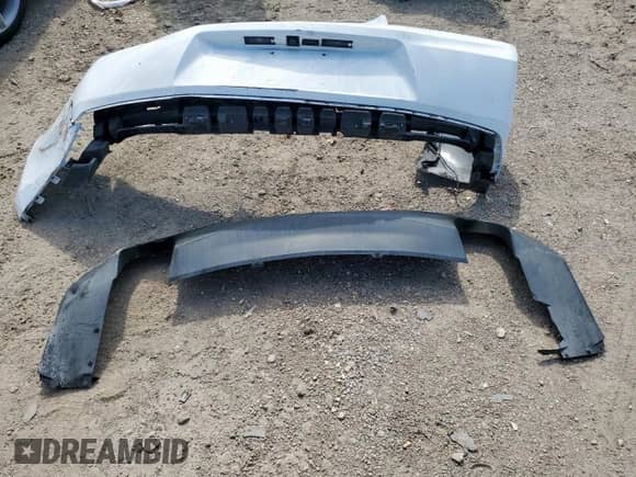 2017 Chevrolet Camaro 2LT с VIN 1G1FD1RS3H0191846, выставлен на аукционе Copart как лот 84566545 с пробегом 58 653 миль миль и Списание • Salvage title. История ставок и продаж доступна на DreamBid. Изображение 12.