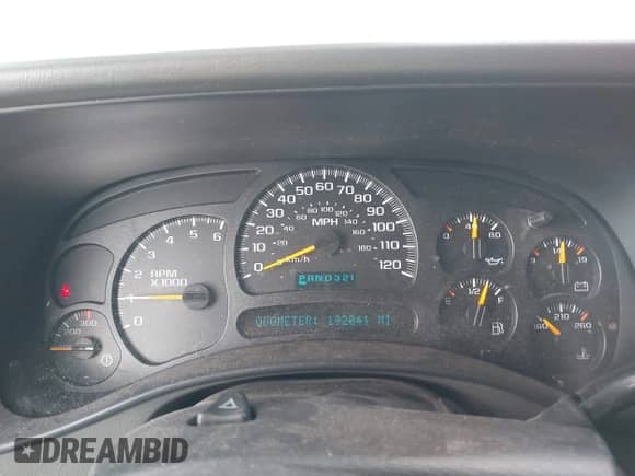 2003 Chevrolet Silverado 1500HD LS z VIN 1GCGK13U03F110416, wystawiony jako IAAI lot #42776665 z przebiegiem 192 041 mil mil oraz . Historia ofert i sprzedaży dostępna na DreamBid. Obrazek 7.