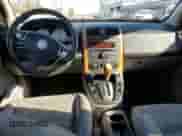 2006 Saturn VUE z VIN 5GZCZ63496S870930, wystawiony jako Copart lot #58122094 z przebiegiem 113 920 mil mil oraz Czysty tytuł • Clean title. Historia ofert i sprzedaży dostępna na DreamBid. Obrazek 8.