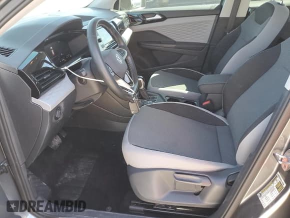 ✅ 2024 Volkswagen Taos S • VIN: 3VV5X7B21RM089887 • Лот: 89696835. Опубликован ранее на Copart с пробегом 18 370 миль. Бесплатный доступ к архиву аукционных продаж из США и подробный отчёт об истории автомобиля на DreamBid. Изображение 7.