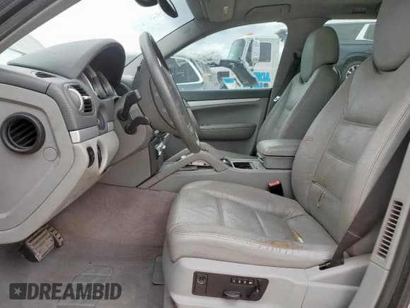 ✅ 2009 Porsche Cayenne S • VIN: WP1AB29PX9LA42681 • Lot: 59681715. Wystawiony na Copart z przebiegiem Nie podano. Bezpłatny archiwum sprzedaży aukcyjnych z USA i szczegółowy raport historii pojazdu na DreamBid. Zdjęcie 7.