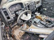 ✅ 2012 Ram 3500 ST • VIN: 3C63DRGL4CG282981 • Лот: 70581575. Опубликован ранее на Copart с пробегом Не указан. Бесплатный доступ к архиву аукционных продаж из США и подробный отчёт об истории автомобиля на DreamBid. Изображение 8.