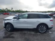 ✅ 2022 Lincoln Corsair Reserve • VIN: 5LMCJ2C91NUL20050 • Lot: 43406631. Listed on IAAI with 27,839 mi. Free auction sales archive from the USA and detailed vehicle history report at DreamBid. Image 15.