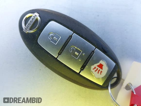 ✅ 2015 Nissan Pathfinder SV • VIN: 5N1AR2MN4FC611552 • Lot: 42721843. Listed on IAAI with 135,260 mi. Free auction sales archive from the USA and detailed vehicle history report at DreamBid. Image 11.