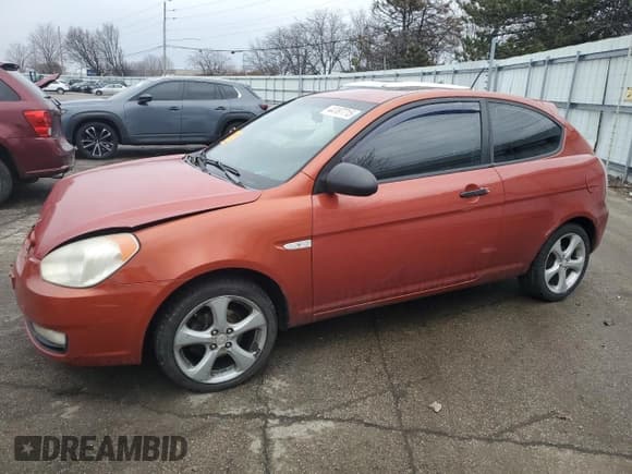 ✅ 2009 Hyundai Accent Auto SE • VIN: KMHCN36C49U122105 • Лот: 44187715. Опубликован ранее на Copart с пробегом 162 562 миль. Бесплатный доступ к архиву аукционных продаж из США и подробный отчёт об истории автомобиля на DreamBid. Изображение 1.