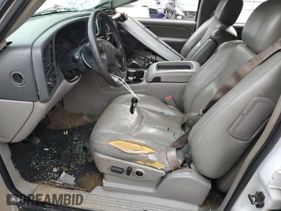 ✅ 2004 Chevrolet Suburban Z71 • VIN: 3GNFK16Z44G125558 • Лот: 42934405. Опубликован ранее на Copart с пробегом 231 788 миль. Бесплатный доступ к архиву аукционных продаж из США и подробный отчёт об истории автомобиля на DreamBid. Изображение 7.