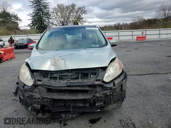 ✅ 2013 Ford C-Max SE • VIN: 1FADP5AU8DL503412 • Лот: 92362395. Опубликован ранее на Copart с пробегом 171 420 миль. Бесплатный доступ к архиву аукционных продаж из США и подробный отчёт об истории автомобиля на DreamBid. Изображение 13.