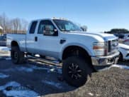 ✅ 2008 Ford F-350 • VIN: 1FTSX31588ED79876 • Lot: 41854445. Wystawiony na Copart z przebiegiem 199 393 mil. Bezpłatny archiwum sprzedaży aukcyjnych z USA i szczegółowy raport historii pojazdu na DreamBid. Zdjęcie 4.
