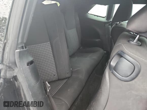 ✅ 2015 Dodge Challenger SXT • VIN: 2C3CDZAG9FH774760 • Lot: 81936565. Wystawiony na Copart z przebiegiem 195 411 mil. Bezpłatny archiwum sprzedaży aukcyjnych z USA i szczegółowy raport historii pojazdu na DreamBid. Zdjęcie 10.