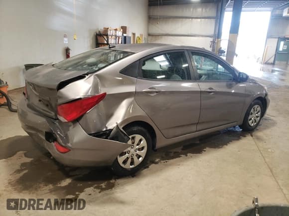 ✅ 2017 Hyundai Accent SE • VIN: KMHCT4AE9HU366691 • Лот: 71111174. Опубликован ранее на Copart с пробегом 73 533 миль. Бесплатный доступ к архиву аукционных продаж из США и подробный отчёт об истории автомобиля на DreamBid. Изображение 3.