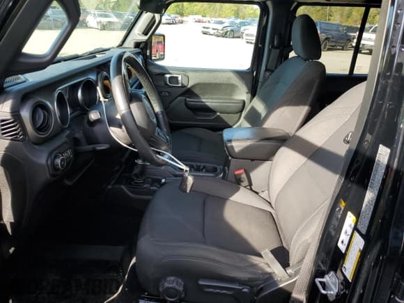 ✅ 2019 Jeep Wrangler Unlimited Sport S • VIN: 1C4HJXDG9KW637369 • Lot: 85081005. Listed on Copart with 71,341 mi. Free auction sales archive from the USA and detailed vehicle history report at DreamBid. Image 7.