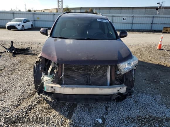 ✅ 2012 Toyota Highlander Limited • VIN: 5TDDK3EH1CS129572 • Lot: 91906415. Listed on Copart with 126,274 mi. Free auction sales archive from the USA and detailed vehicle history report at DreamBid. Image 5.