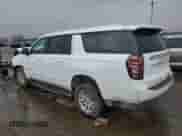 2024 Chevrolet Suburban LT z VIN 1GNSCCKD5RR271685, wystawiony jako Copart lot #85882484 z przebiegiem Nie podano mil oraz Szkoda całkowita • Salvage title. Historia ofert i sprzedaży dostępna na DreamBid. Obrazek 2.