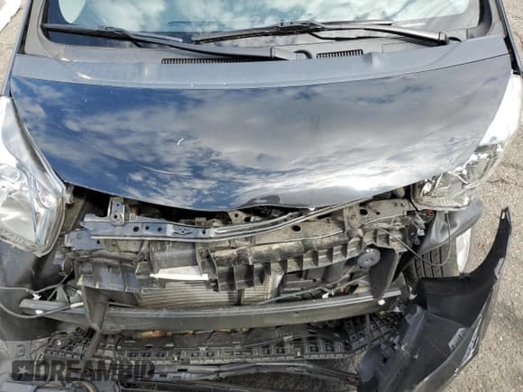 ✅ 2013 Scion iQ • VIN: JTNJJXB0XDJ024826 • Lot: 81398265. Wystawiony na Copart z przebiegiem 63 899 mil. Bezpłatny archiwum sprzedaży aukcyjnych z USA i szczegółowy raport historii pojazdu na DreamBid. Zdjęcie 11.