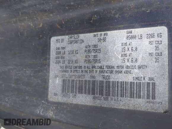 1993 Dodge Dakota z VIN 1B7FL23X1PS160537, wystawiony jako IAAI lot #42612925 z przebiegiem 194 370 mil mil oraz . Historia ofert i sprzedaży dostępna na DreamBid. Obrazek 9.