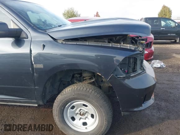 ✅ 2014 Ram 1500 Sport • VIN: 1C6RR7MT3ES159835 • Lot: 43578200. Listed on IAAI with 174,987 mi. Free auction sales archive from the USA and detailed vehicle history report at DreamBid. Image 19.