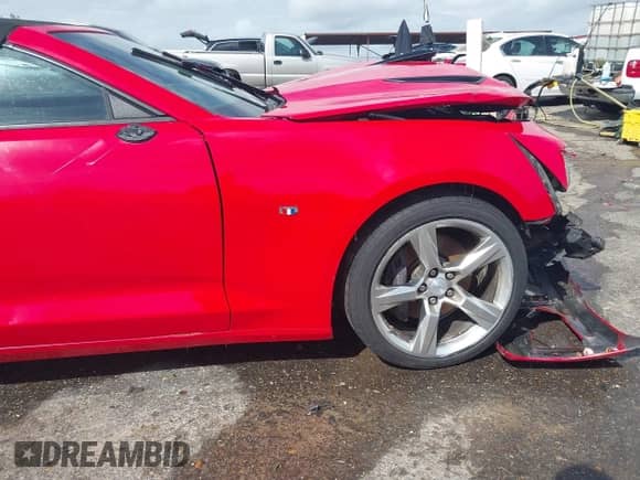 2017 Chevrolet Camaro 1SS с VIN 1G1FF3D76H0182390, выставлен на аукционе IAAI как лот 41824313 с пробегом 81 965 миль миль и . История ставок и продаж доступна на DreamBid. Изображение 19.