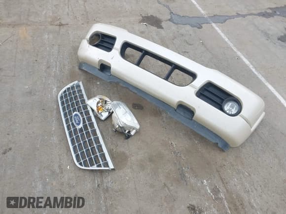 ✅ 2005 Ford Explorer Limited • VIN: 1FMDU75K75ZA57352 • Лот: 42134980. Опубликован ранее на IAAI с пробегом Не указан. Бесплатный доступ к архиву аукционных продаж из США и подробный отчёт об истории автомобиля на DreamBid. Изображение 12.