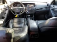 ✅ 2015 Kia Cadenza Premium • VIN: KNALN4D7XF5174910 • Lot: 91329065. Wystawiony na Copart z przebiegiem 172 604 mil. Bezpłatny archiwum sprzedaży aukcyjnych z USA i szczegółowy raport historii pojazdu na DreamBid. Zdjęcie 8.