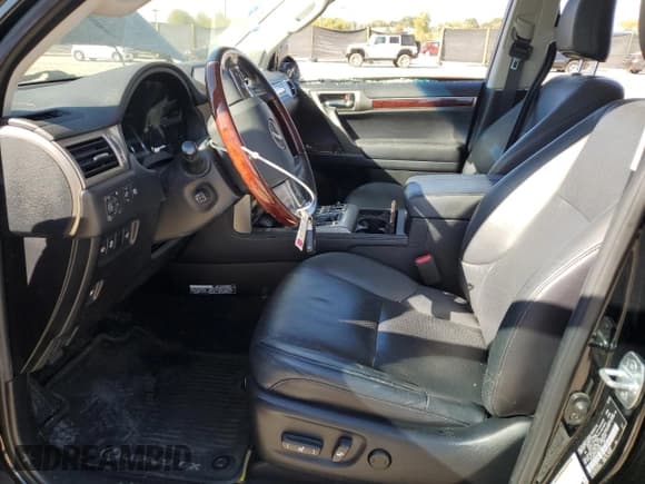 ✅ 2016 Lexus GX 460 Luxury • VIN: JTJJM7FX4G5135580 • Lot: 82386375. Wystawiony na Copart z przebiegiem 82 303 mil. Bezpłatny archiwum sprzedaży aukcyjnych z USA i szczegółowy raport historii pojazdu na DreamBid. Zdjęcie 7.