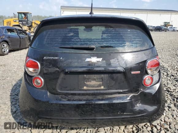 2012 Chevrolet Sonic LT z VIN 1G1JD6SB6C4178155, wystawiony jako Copart lot #68938734 z przebiegiem 176 298 mil mil oraz Szkoda całkowita • Salvage title. Historia ofert i sprzedaży dostępna na DreamBid. Obrazek 6.