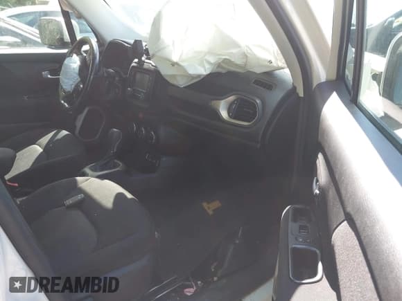 ✅ 2017 Jeep Renegade Latitude • VIN: ZACCJABB2HPG48279 • Лот: 43122758. Опубликован ранее на IAAI с пробегом 109 885 миль. Бесплатный доступ к архиву аукционных продаж из США и подробный отчёт об истории автомобиля на DreamBid. Изображение 5.