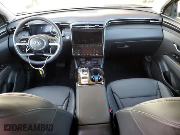 ✅ 2022 Hyundai Tucson Limited • VIN: 5NMJECAE3NH139841 • Lot: 36140633. Wystawiony na Copart z przebiegiem 7 855 mil. Bezpłatny archiwum sprzedaży aukcyjnych z USA i szczegółowy raport historii pojazdu na DreamBid. Zdjęcie 8.