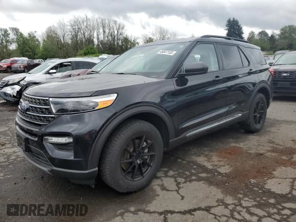 ✅ 2020 Ford Explorer XLT • VIN: 1FMSK8DH6LGC48522 • Lot: 46847155. Wystawiony na Copart z przebiegiem 44 421 mil. Bezpłatny archiwum sprzedaży aukcyjnych z USA i szczegółowy raport historii pojazdu na DreamBid. Zdjęcie 1.
