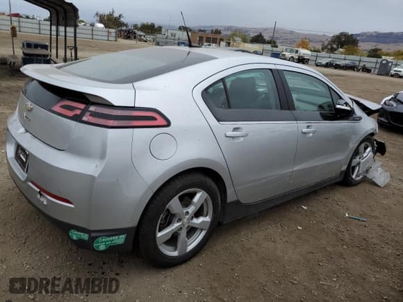 ✅ 2013 Chevrolet Volt • VIN: 1G1RH6E49DU134074 • Lot: 82249094. Wystawiony na Copart z przebiegiem 96 260 mil. Bezpłatny archiwum sprzedaży aukcyjnych z USA i szczegółowy raport historii pojazdu na DreamBid. Zdjęcie 3.