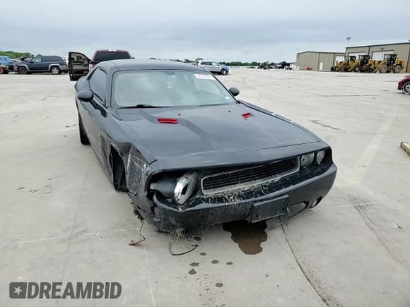 ✅ 2013 Dodge Challenger R/T Plus • VIN: 2C3CDYBT6DH729097 • Lot: 52572444. Wystawiony na Copart z przebiegiem 156 221 mil. Bezpłatny archiwum sprzedaży aukcyjnych z USA i szczegółowy raport historii pojazdu na DreamBid. Zdjęcie 10.