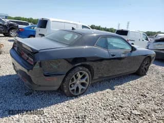 ✅ 2017 Dodge Challenger SXT • VIN: 2C3CDZAG4HH561377 • Lot: 58806524. Wystawiony na Copart z przebiegiem 106 719 mil. Bezpłatny archiwum sprzedaży aukcyjnych z USA i szczegółowy raport historii pojazdu na DreamBid. Zdjęcie 3.