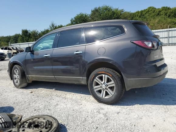 ✅ 2016 Chevrolet Traverse LT • VIN: 1GNKRGKD2GJ232019 • Lot: 72032385. Wystawiony na Copart z przebiegiem Nie podano. Bezpłatny archiwum sprzedaży aukcyjnych z USA i szczegółowy raport historii pojazdu na DreamBid. Zdjęcie 2.