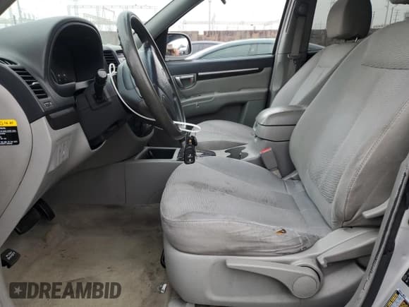 ✅ 2007 Hyundai Santa Fe GLS • VIN: 5NMSG13D77H091190 • Lot: 91096695. Listed on Copart with 204,104 mi. Free auction sales archive from the USA and detailed vehicle history report at DreamBid. Image 7.