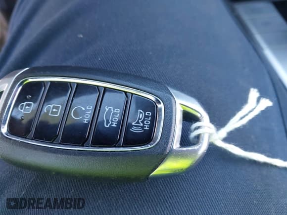 ✅ 2021 Hyundai Elantra SEL • VIN: KMHLM4AG0MU114322 • Lot: 43485544. Listed on IAAI with 17,111 mi. Free auction sales archive from the USA and detailed vehicle history report at DreamBid. Image 11.