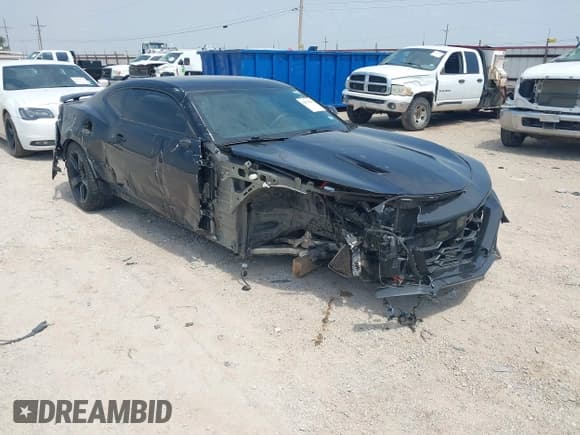 ✅ 2018 Chevrolet Camaro 1SS • VIN: 1G1FF1R70J0110233 • Лот: 43074392. Опубликован ранее на IAAI с пробегом 110 469 миль. Бесплатный доступ к архиву аукционных продаж из США и подробный отчёт об истории автомобиля на DreamBid. Изображение 1.