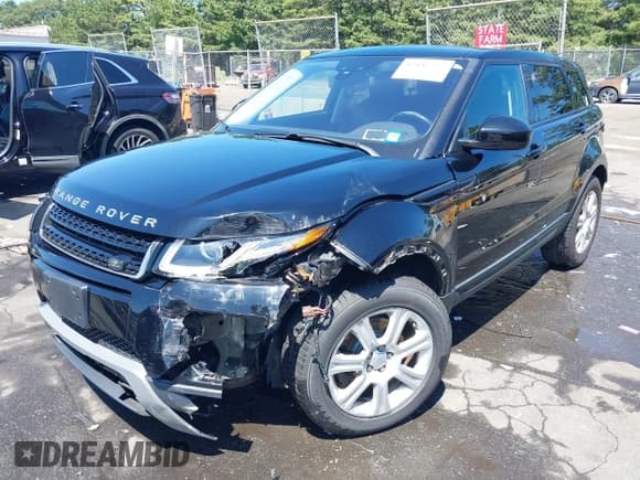 ✅ 2018 Land Rover Range Rover Evoque SE • VIN: SALVP2RX3JH322253 • Lot: 42887727. Listed on IAAI with 52,097 mi. Free auction sales archive from the USA and detailed vehicle history report at DreamBid. Image 2.