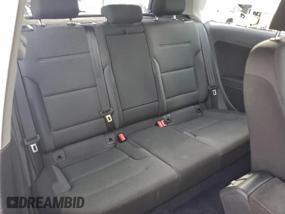 ✅ 2015 Volkswagen Golf TSI S • VIN: 3VW817AU7FM023286 • Lot: 95563645. Listed on Copart with 178,109 mi. Free auction sales archive from the USA and detailed vehicle history report at DreamBid. Image 10.