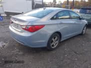 ✅ 2012 Hyundai Sonata GLS • VIN: 5NPEB4AC7CH475247 • Лот: 43547336. Опубликован ранее на IAAI с пробегом 257 896 миль. Бесплатный доступ к архиву аукционных продаж из США и подробный отчёт об истории автомобиля на DreamBid. Изображение 4.