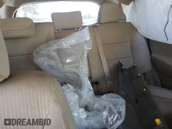 ✅ 2011 Kia Sorento LX • VIN: 5XYKT3A1XBG099450 • Lot: 89590605. Listed on Copart with 189,935 mi. Free auction sales archive from the USA and detailed vehicle history report at DreamBid. Image 10.