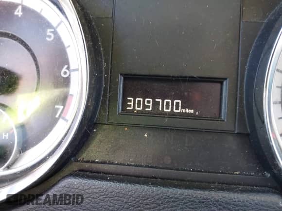 2013 Dodge Grand Caravan SXT с VIN 2C4RDGBG6DR670615, выставлен на аукционе IAAI как лот 41455367 с пробегом 309 700 миль миль и . История ставок и продаж доступна на DreamBid. Изображение 7.