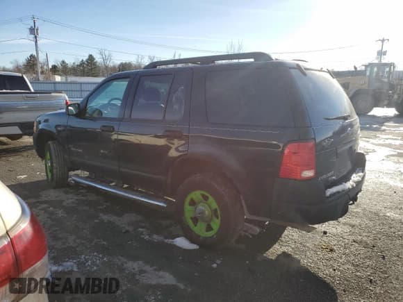 ✅ 2005 Ford Explorer XLS • VIN: 1FMZU62K85UA24653 • Lot: 87058025. Listed on Copart with 110,003 mi. Free auction sales archive from the USA and detailed vehicle history report at DreamBid. Image 2.