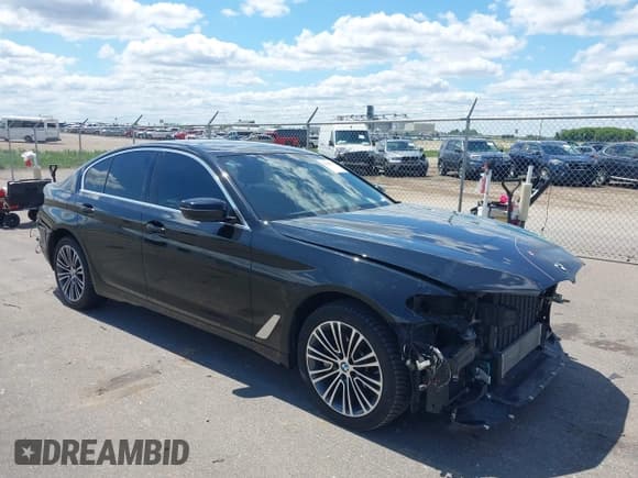✅ 2020 BMW 5 Series 530i xDrive • VIN: WBAJR7C00LBP96334 • Лот: 42320570. Опубликован ранее на IAAI с пробегом 110 893 миль. Бесплатный доступ к архиву аукционных продаж из США и подробный отчёт об истории автомобиля на DreamBid. Изображение 1.